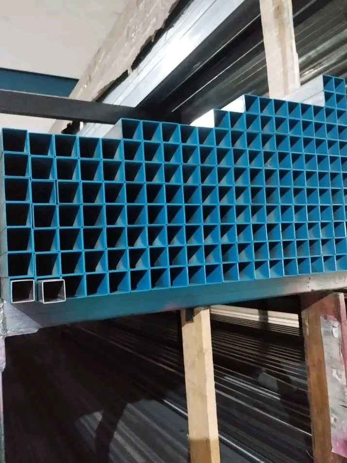 Hollow Galvanis 2x4